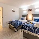 The Faculty By Celador Apartments