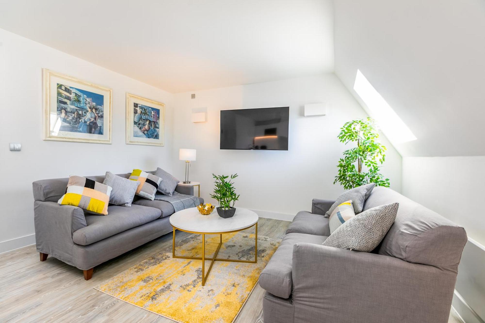 Apartment The Faculty By Celador Reading